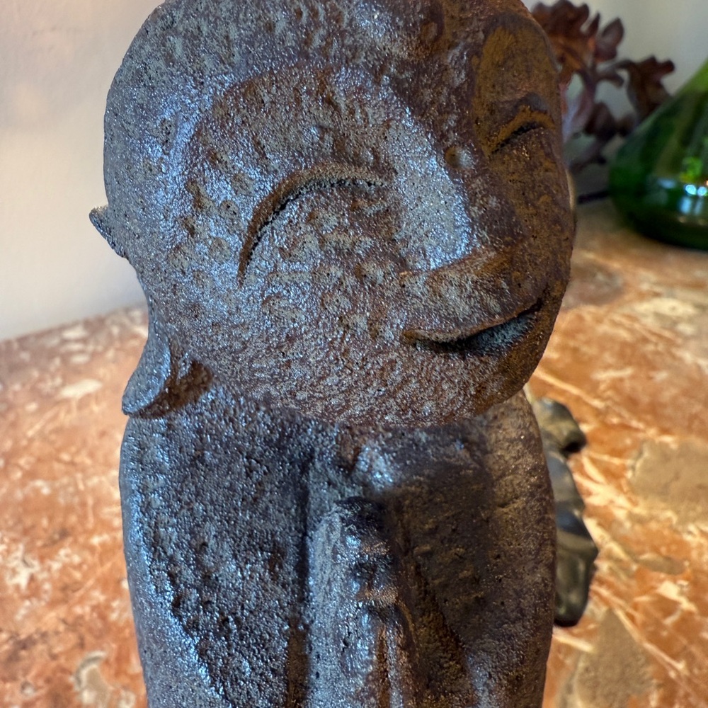 Smiling Jizo Buddha Stone Statue - Guardian of Children and Travelers - Picture 12 of 15